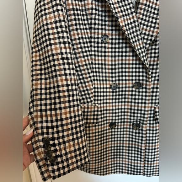 Aritzia Margaux Blazer - Picture 4 of 8